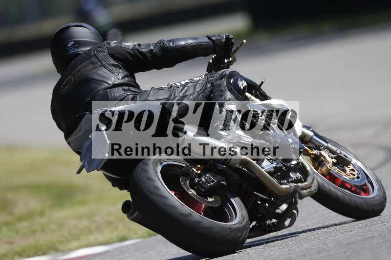 /43 08.08.2025 Discover the Bike ADR/Race 3 rot/410